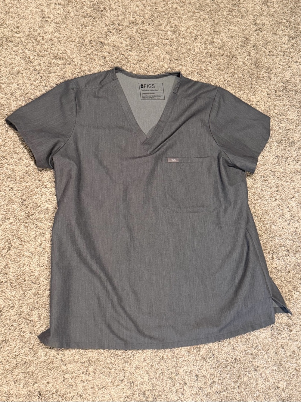 Figs Women's Short Sleeve V-Neck Scrub Top - Charcoal Gray